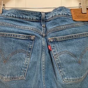Levi's WEDGIE straight crop - W32 L26 EUC